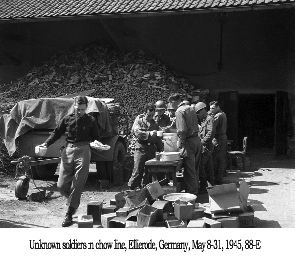 Unidentified soldiers in chow line, Ellierode, Germany, May 8-31 1945, 88-E