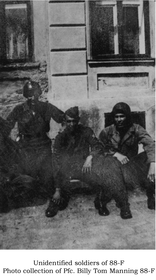 Unidentified soldiers. Pfc. Billy Tom Manning, 88-F